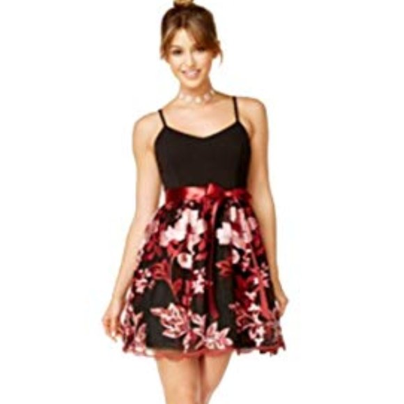 🌻 Teeze Me Juniors' Embroidered Fit & Flare Dress - Picture 1 of 6